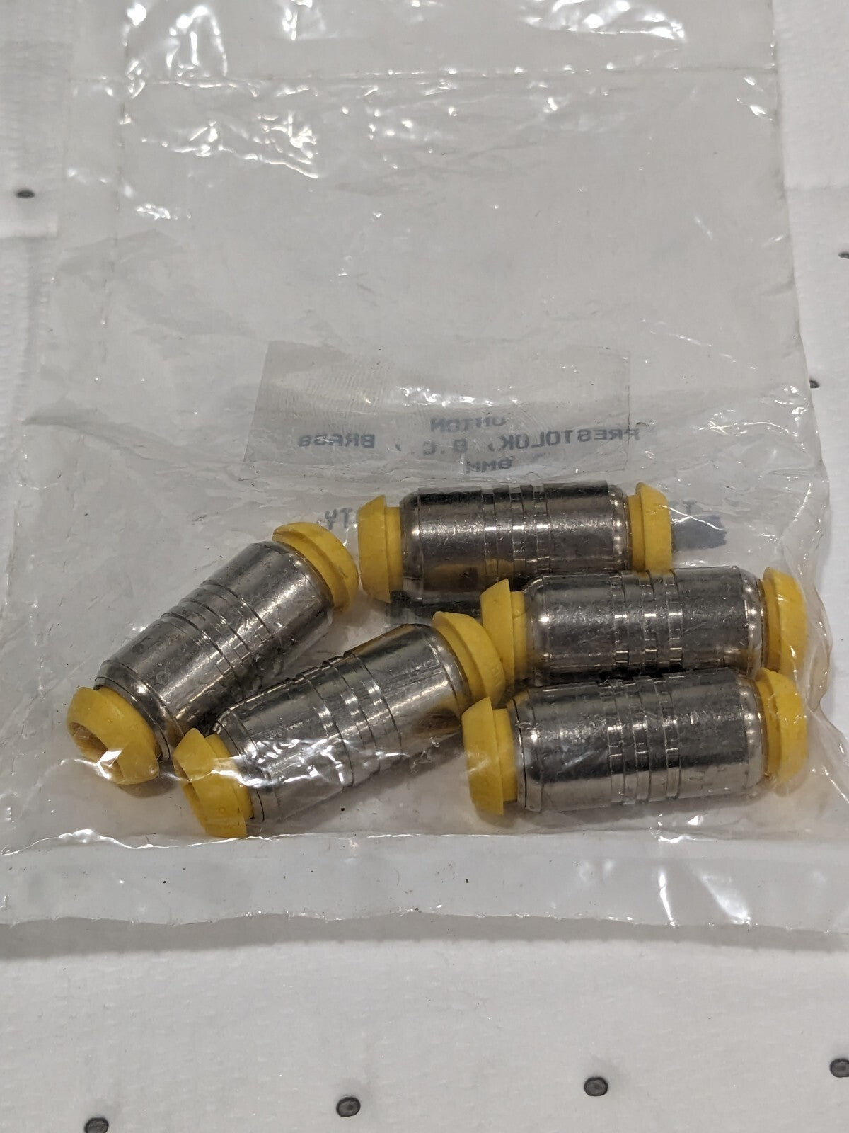 Parker Push-to-Connect Tube x Tube Fitting: Union, 8.00 mm OD Qty 5 XHPB8