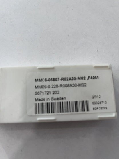 Seco Slotting Milling Tip Insert: MM06-0.228-R008A30-M02 F40M, Carbide QTY 2