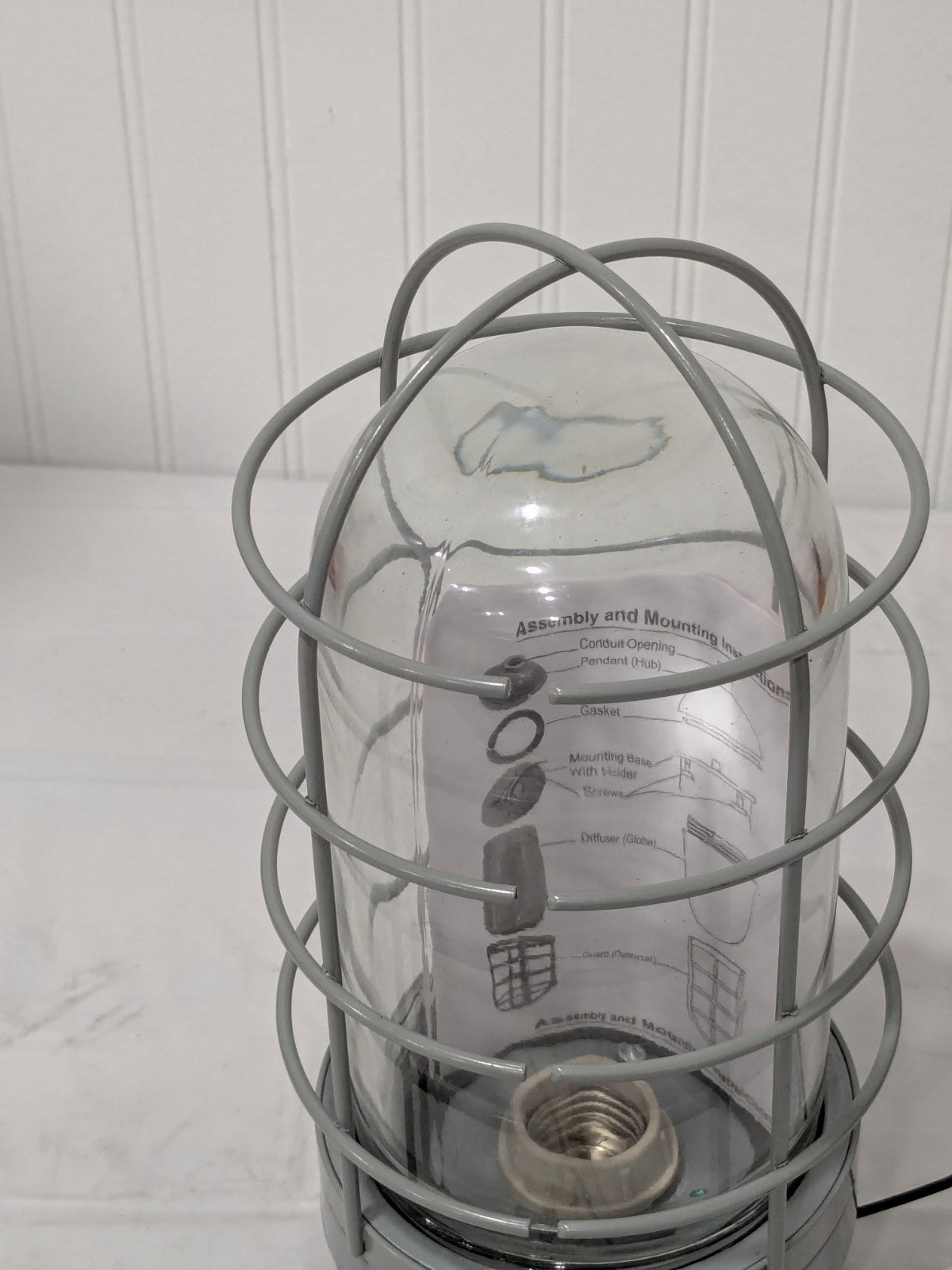 Crouse-Hinds 120 Volt 100 Watt Incandescent Hazardous Location Light TP7800