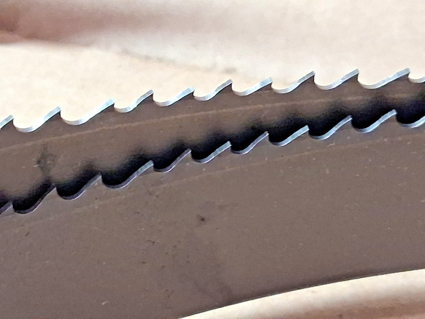 Lenox Welded Bandsaw Blade 11' 1 Long x 1" Wide x 4 to 6 TPI 83539CLB113380