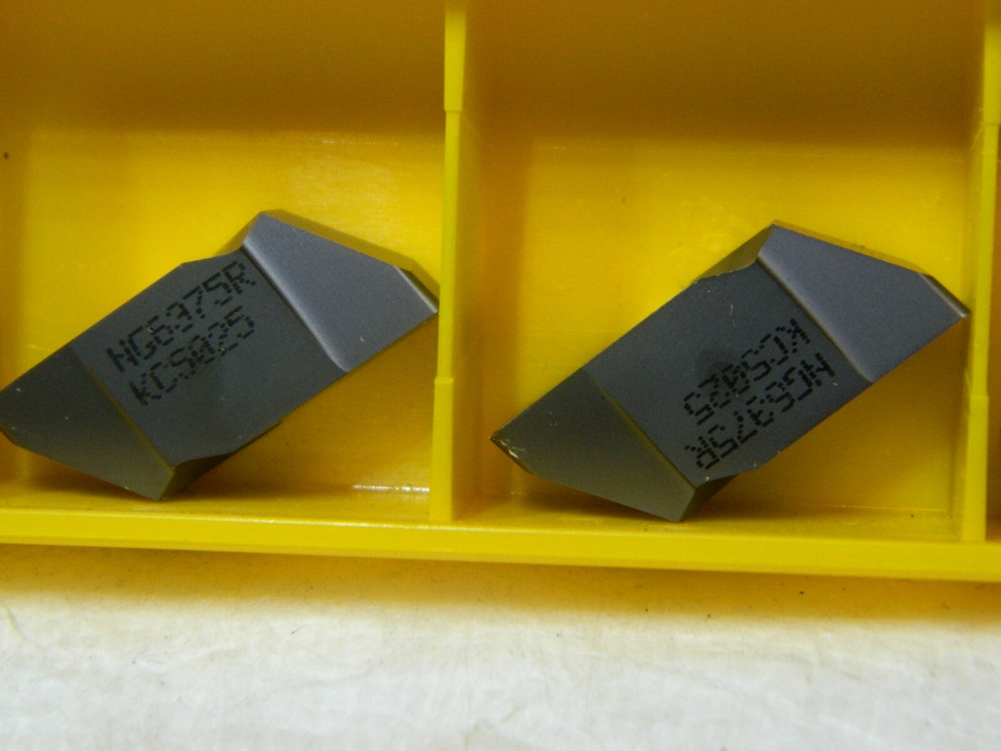 Kennametal Carbide Grooving Inserts NG6375R KC5025 Qty. 5 1818109