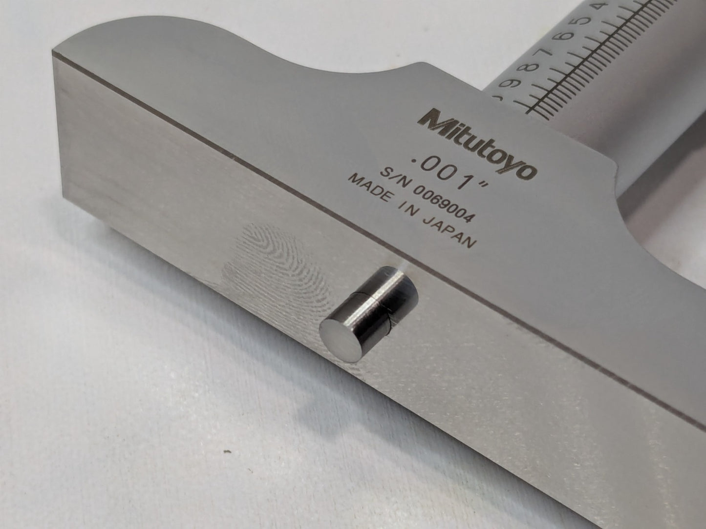 Mitutoyo Mechanical Depth Micrometer 1'' Range 1 Rod Satin DMS2.5- 1" 128-105