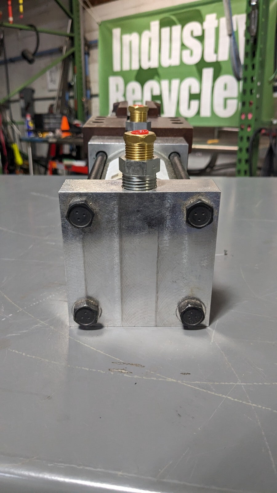 DE-STA-CO Standard Straight Line Action Clamp 2400lb Load Cap 670-1MBPLS