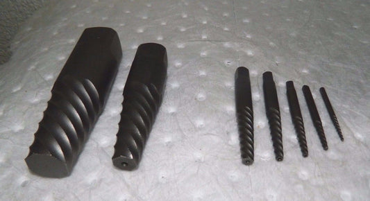 Interstate 7-Piece Spiral Flute Screw Extractor Set 05026802