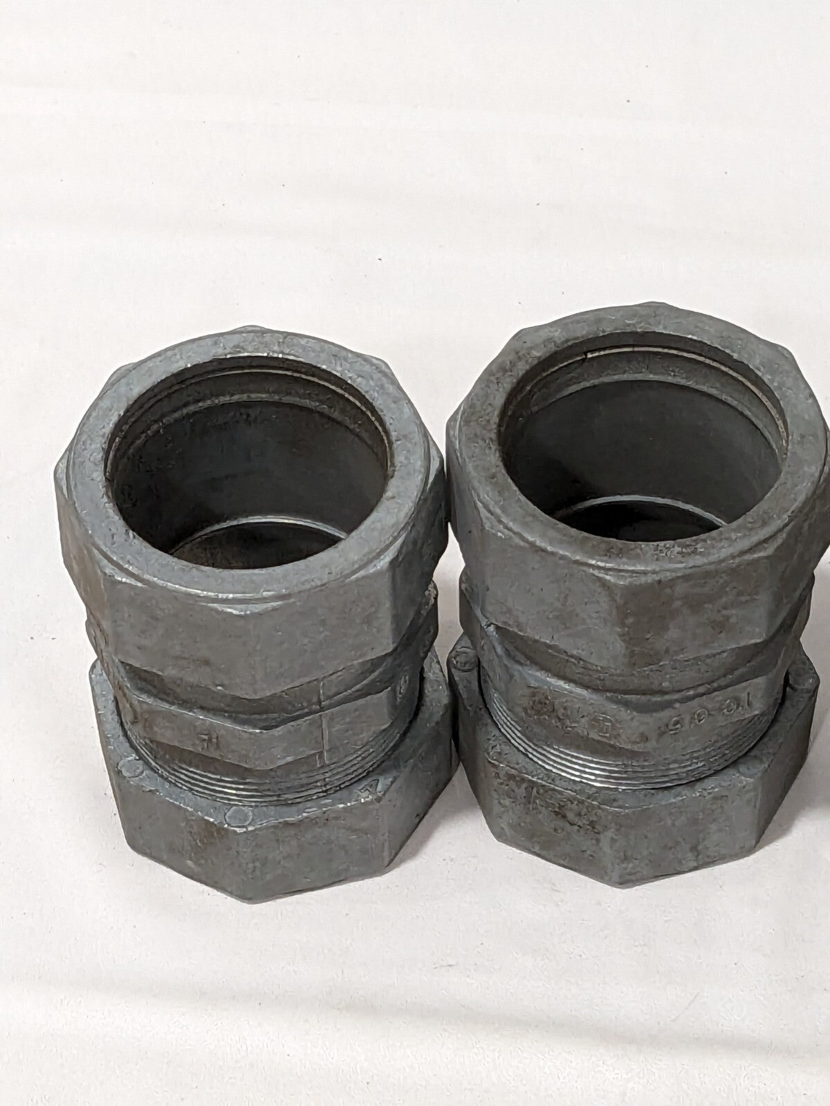 Neer 1-1/2" Die Cast Zinc EMT Gland Compression Coupling Qty 4 TC-615
