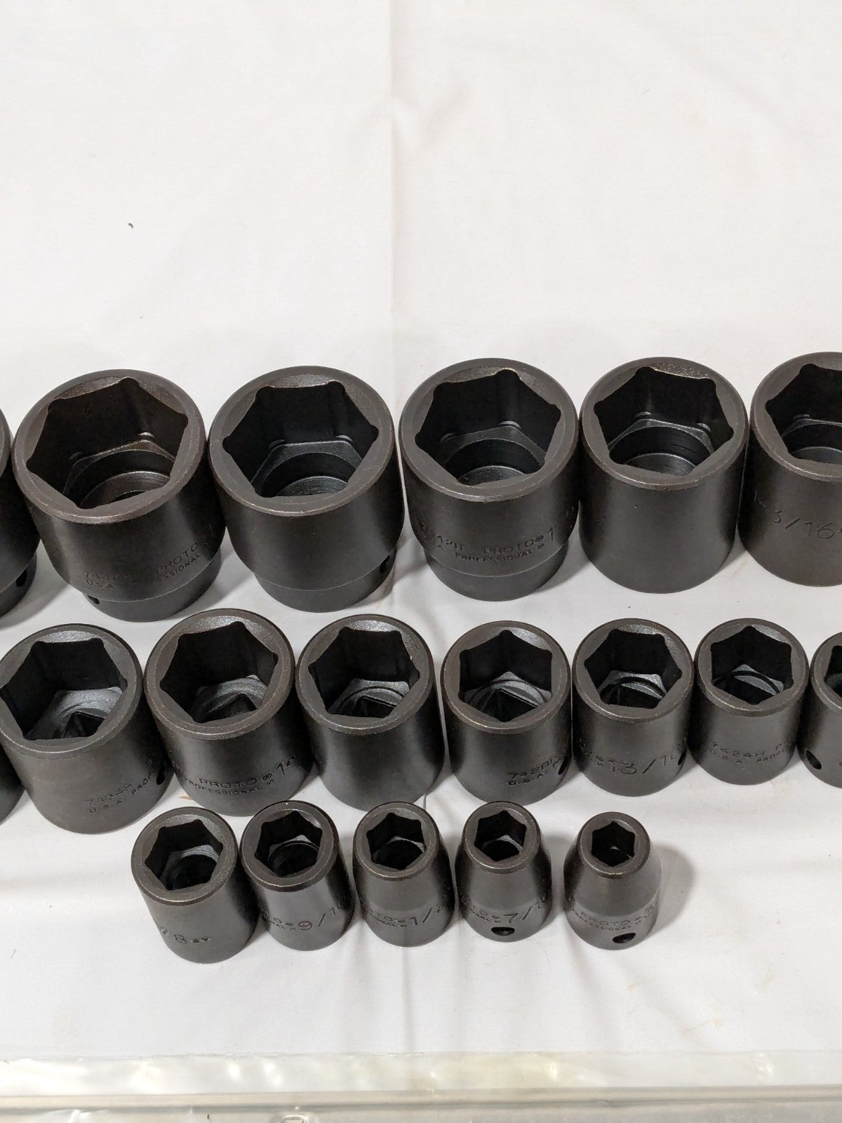 Proto Socket Set: Impact Standard, 19 Pc, 1/2" Drive, 3/8 to 1-1/2" J74106