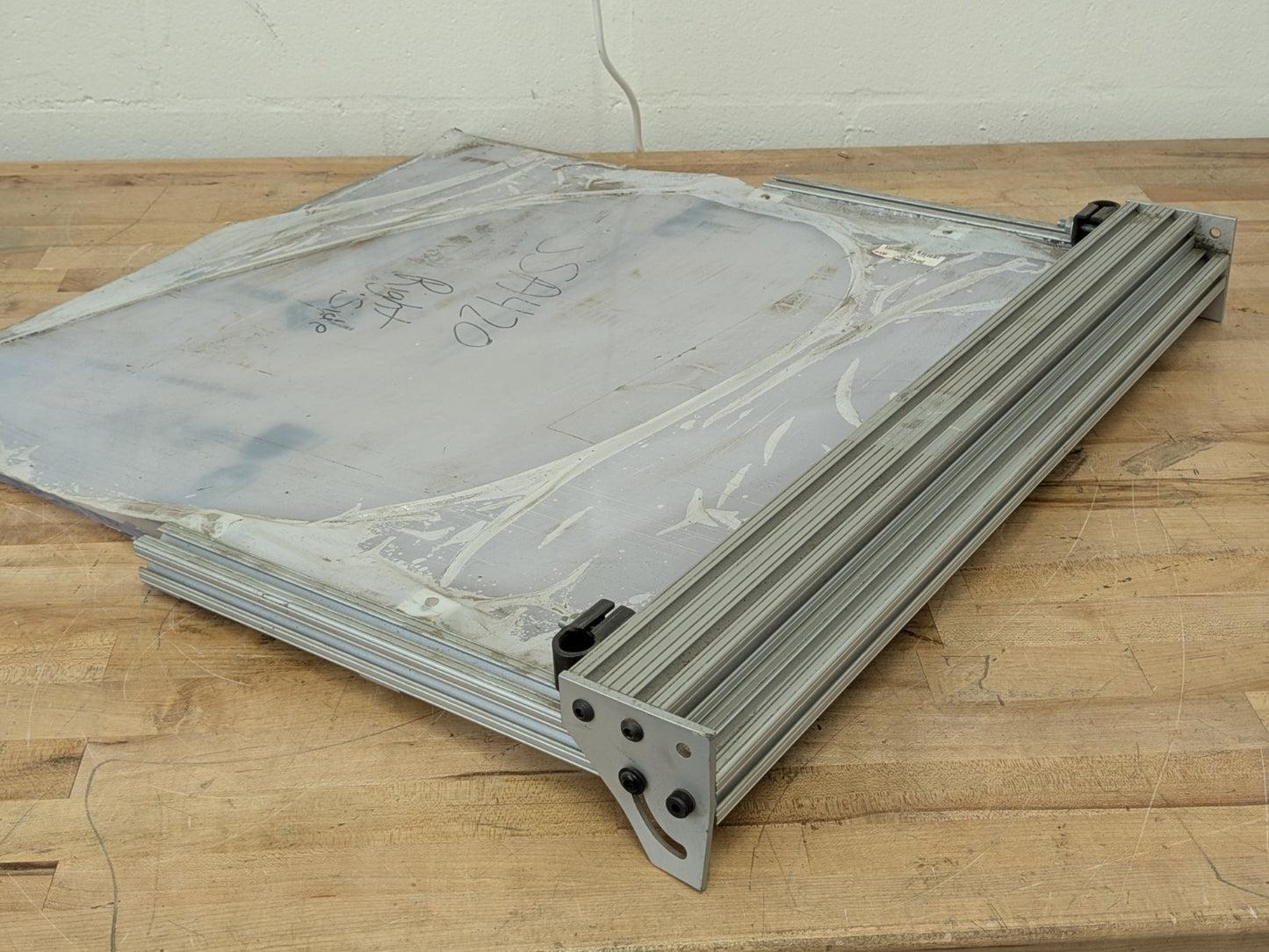 Rockford 24" x 24" Rear Right-Side Shield w/ Mount for Milling Machine SSA420