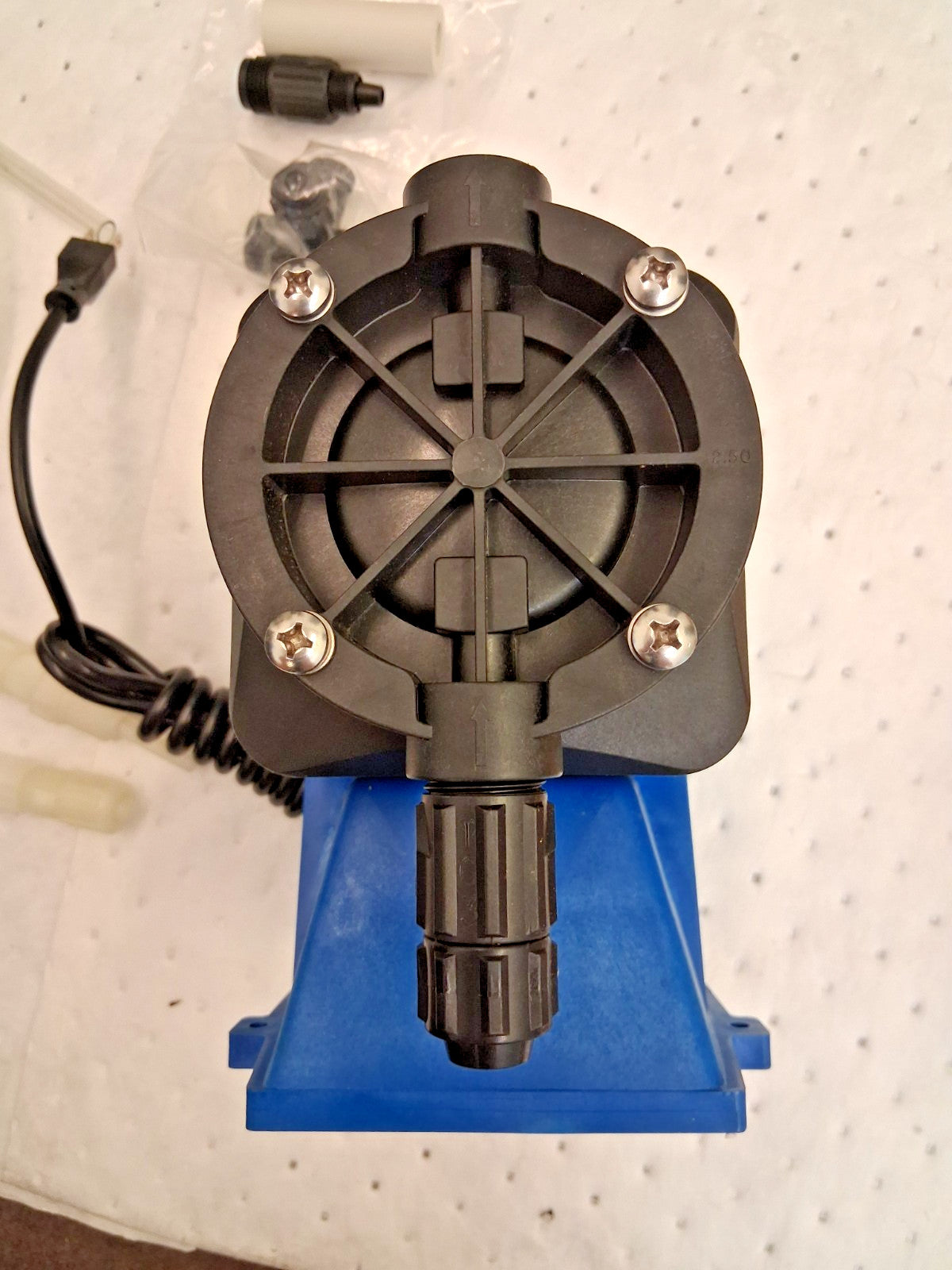 Pulsafeeder Electronic Metering Pump 115 Volt 35 psi 10 GPH LPH7SA-PTC3-M43