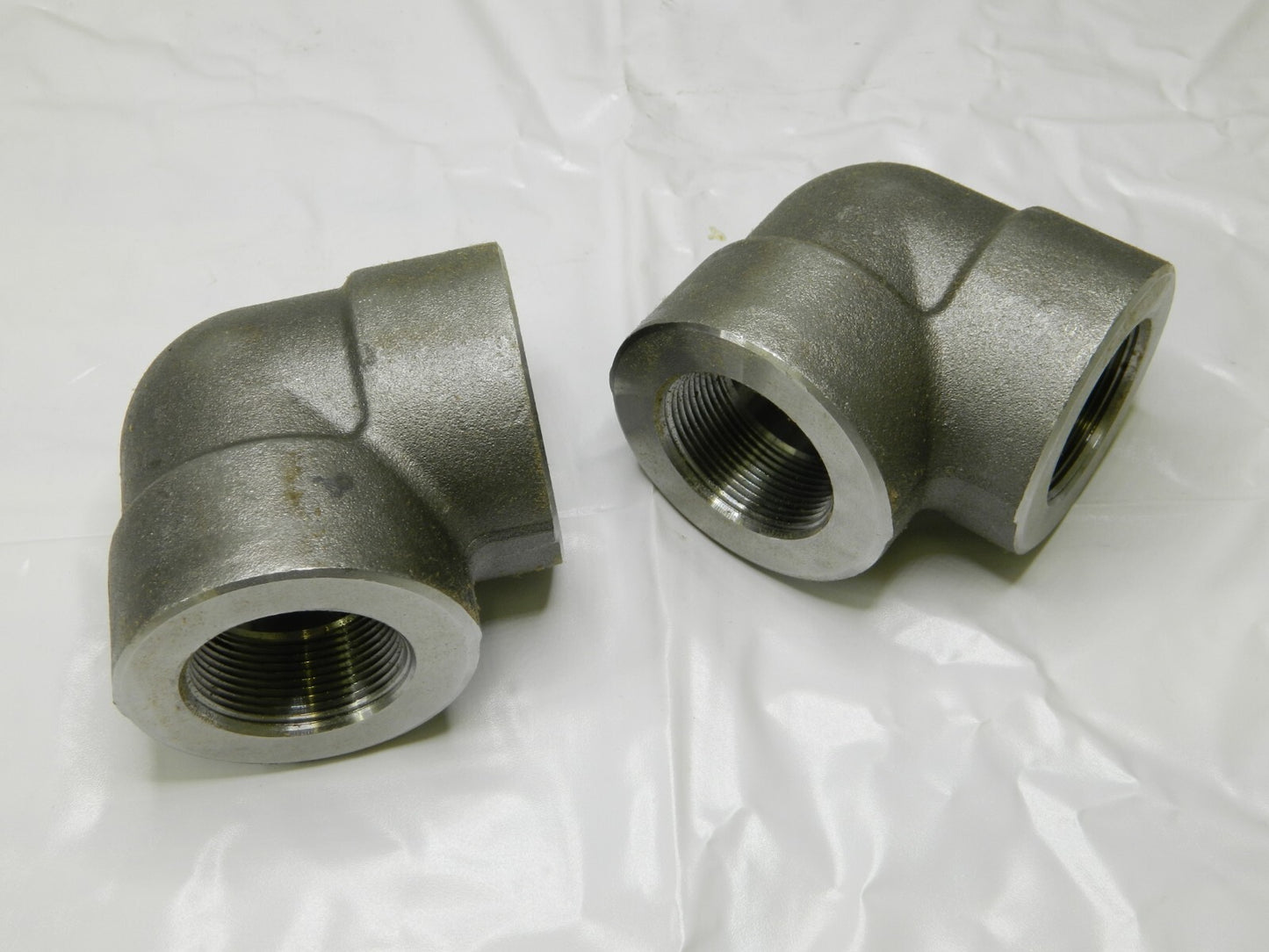 90 ° Elbow: 1-1/2 Forged Carbon Steel, Class 3000 Qty 2 -12145-7