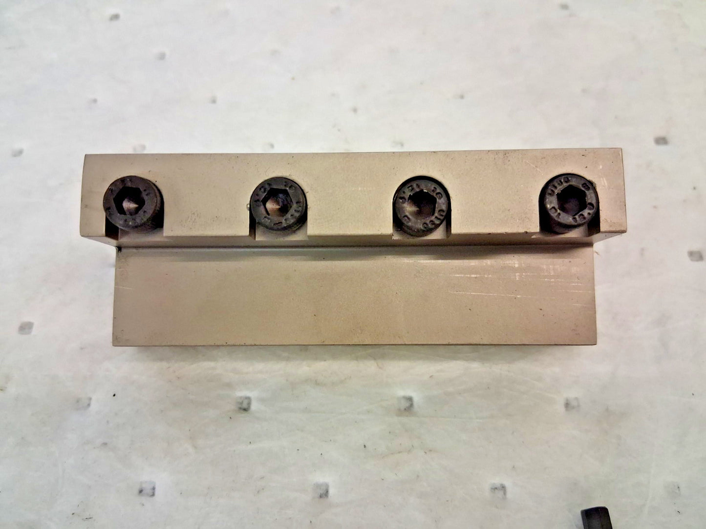 Iscar Indexable Cutoff Blade Tool Block 1-1/4" Blade Height 4.33" OAL 2300739