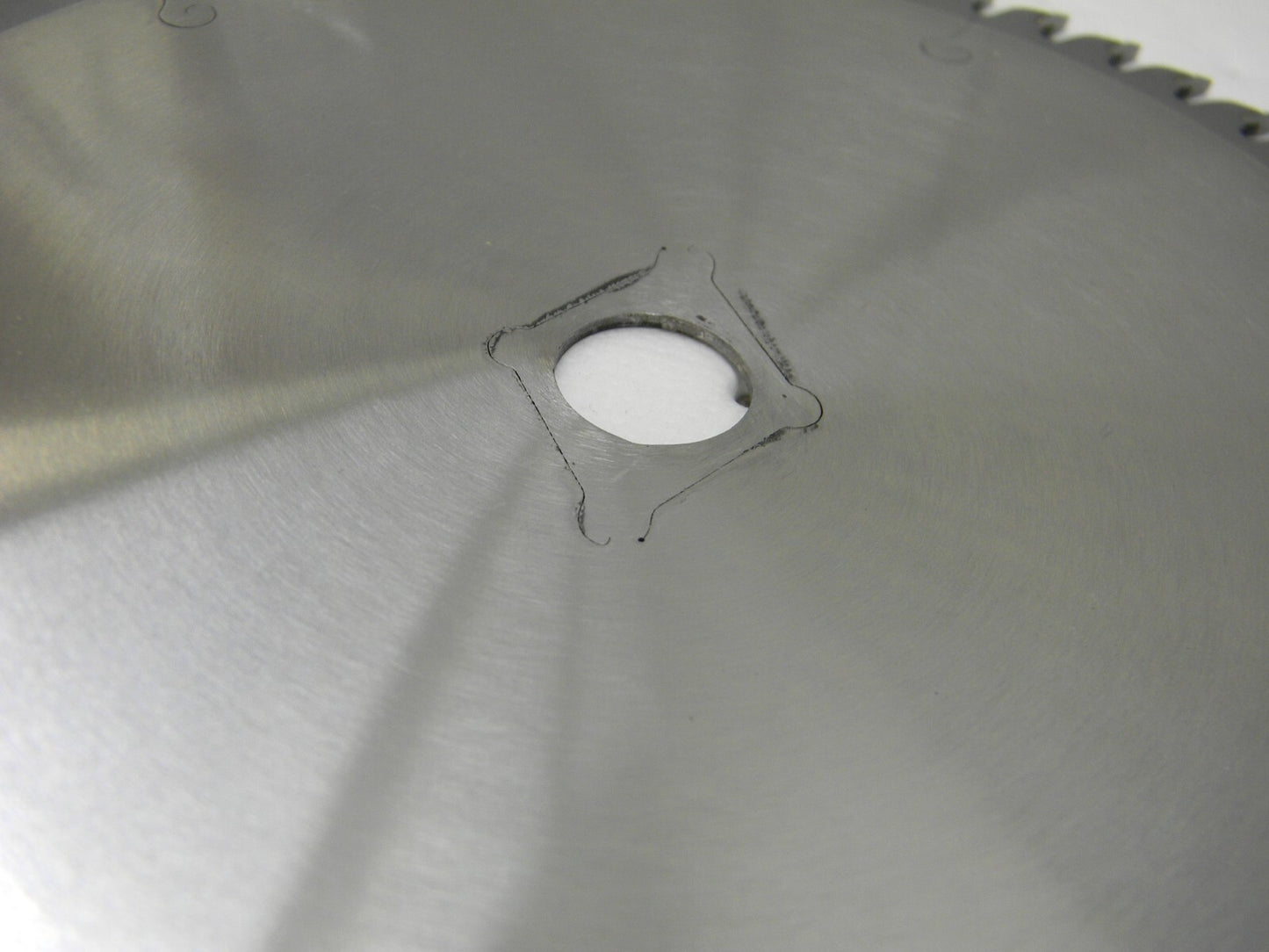 ENOX 7-1/4 Diam, 5/8 Arbor Hole Diam, 60 Tooth  Saw Blade 21882AL714060CT
