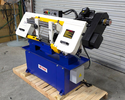 VECTRAX 9x16" Horizontal Bandsaw 110V  1.5HP  Variable Speed  *Shipping Damage*