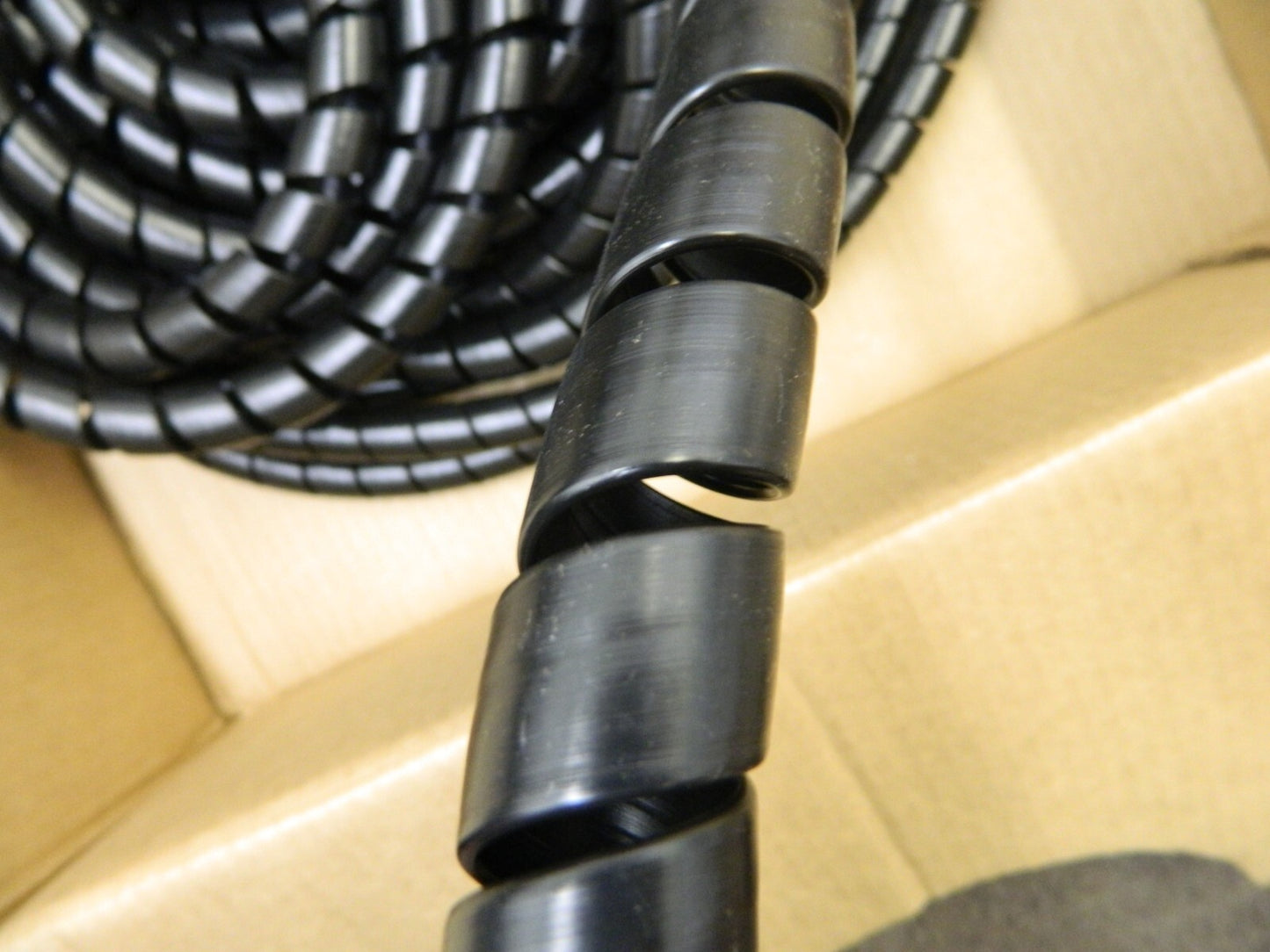 ATLANTEX 0.8" ID Black Spiral Guard Wrap for Hoses Approx. 100' Long SGW16-30