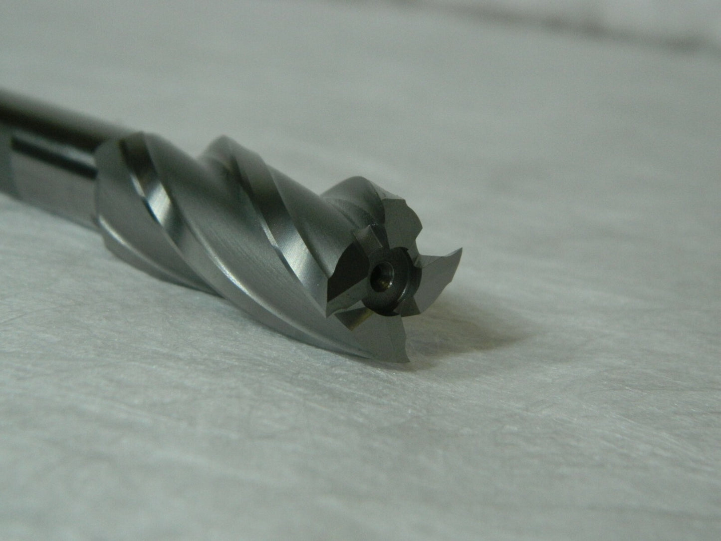HSS Sq End Mill 11/16" 1-5/8" LOC 1/2" Shank Diam 3-5/8" OAL 4 FL 27611