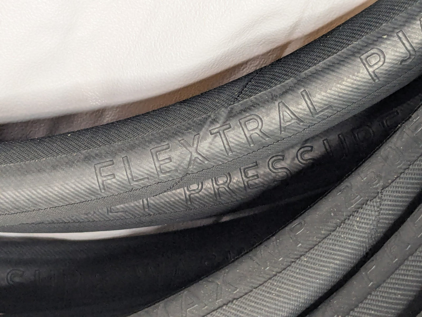 50 Ft Long Synthetic Rubber High Temp & High Pressure Hose 3/8"Fit K02-03150E5