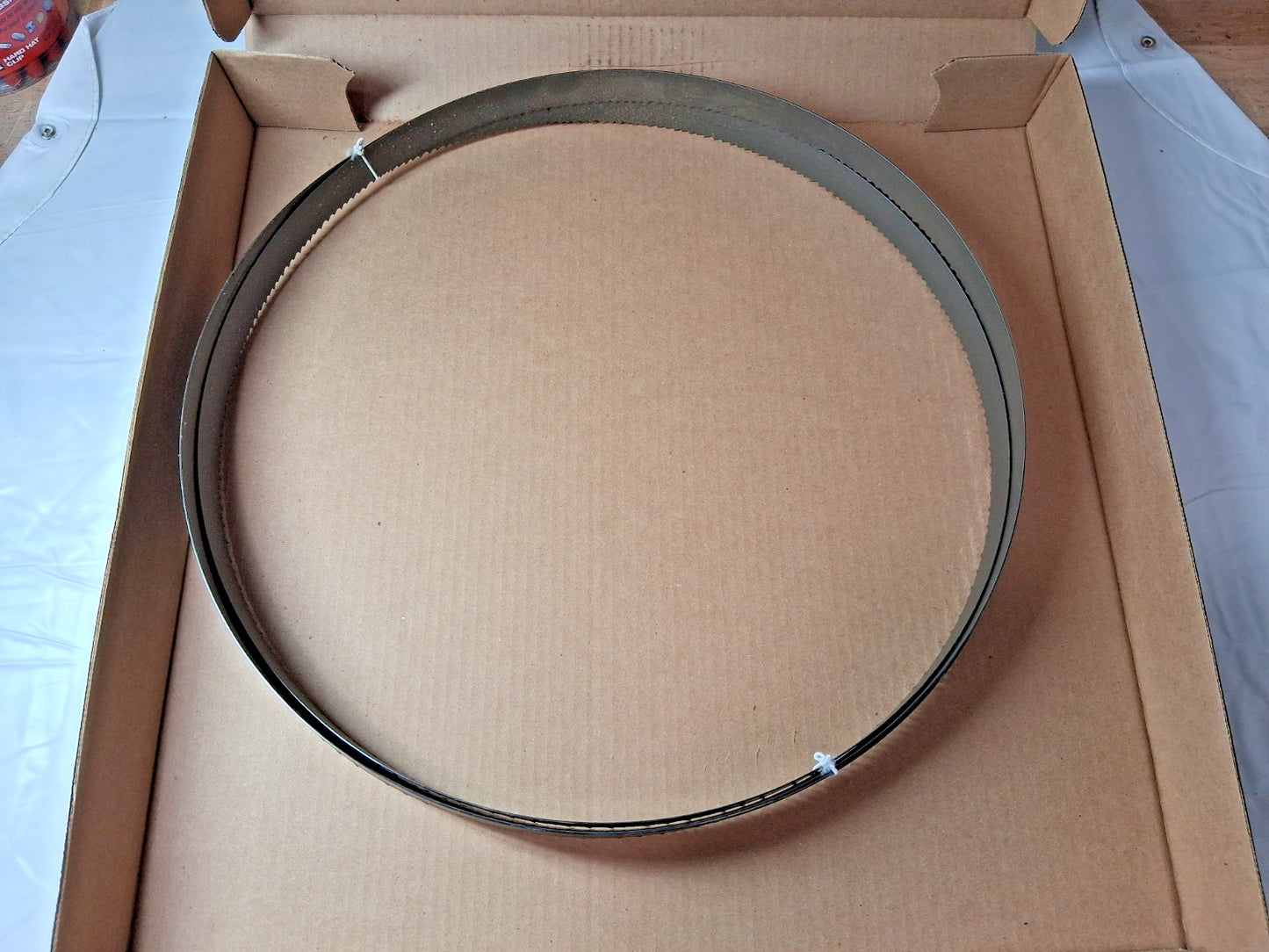 Lenox Welded Bandsaw Blades 13' 3 Long x 1" Wide x 4 to 6 TPI 39510CLB134040