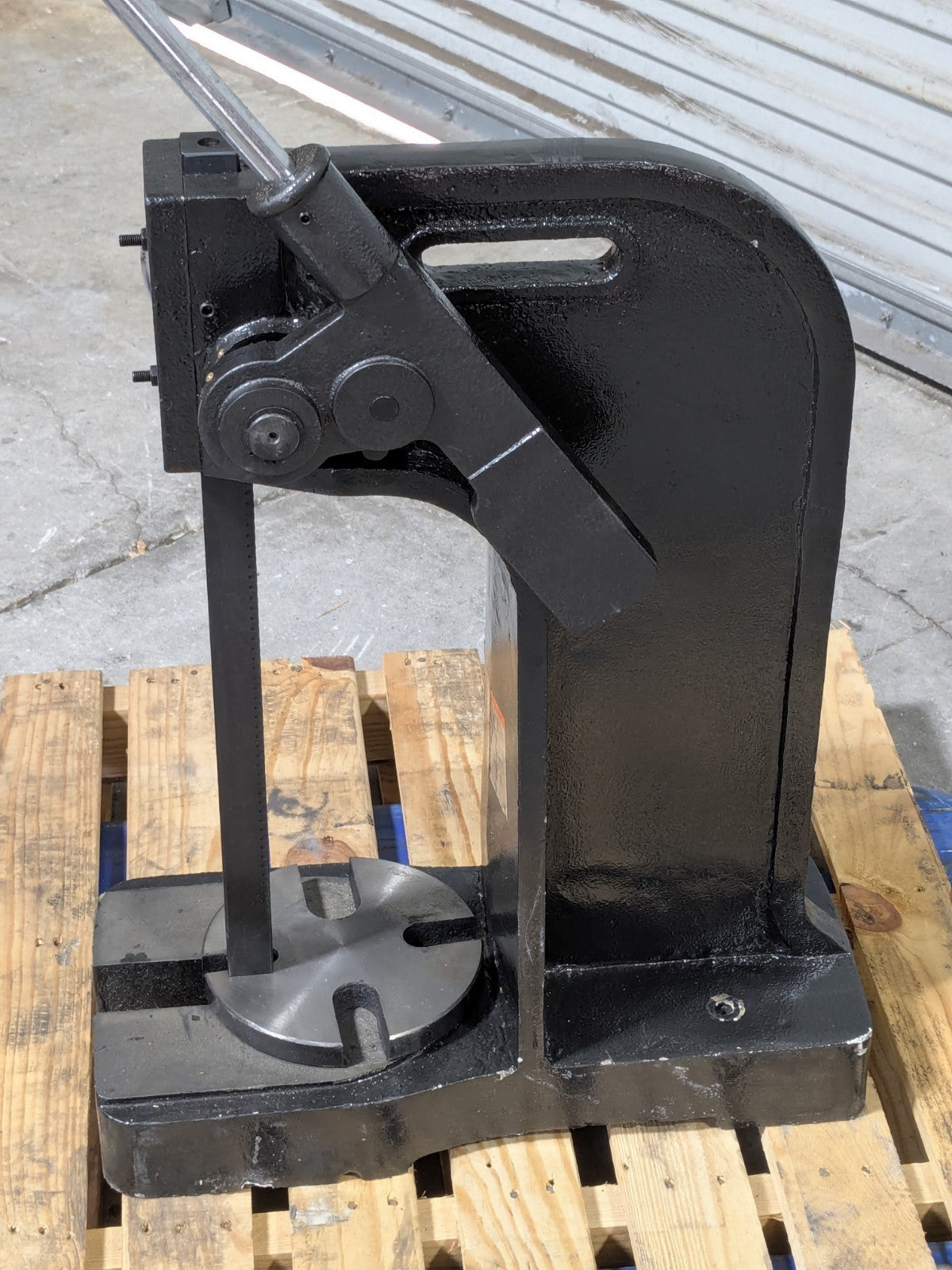 Gibraltar Heavy Duty Ratchet Type Arbor Press 3 Ton Max. Pressure 12" Strok
