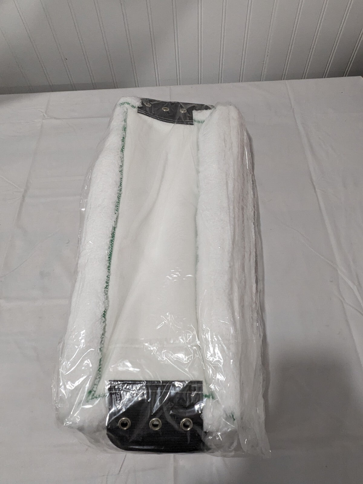 UNGER 16" Wet Mop Pad: Quick Change, Medium, White Mop, Microfiber Qty 5 MA450