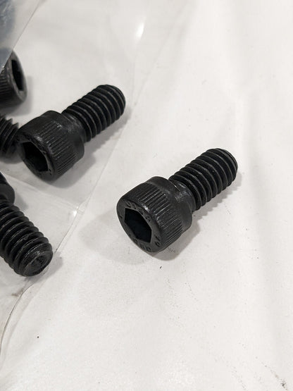 UNBRAKO Hex Socket Cap Screw: 5/16-18 Thread, 5/8" Qty 100 118419