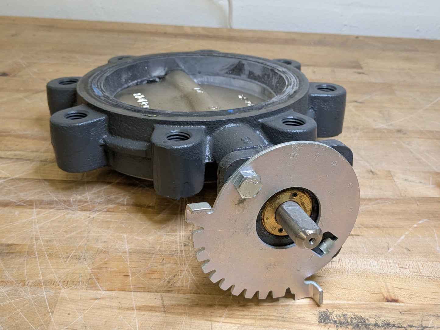 Nibco Ductile Iron Lug Type Butterfly Valve w/ Lever Lock Handle 6" Pipe NL