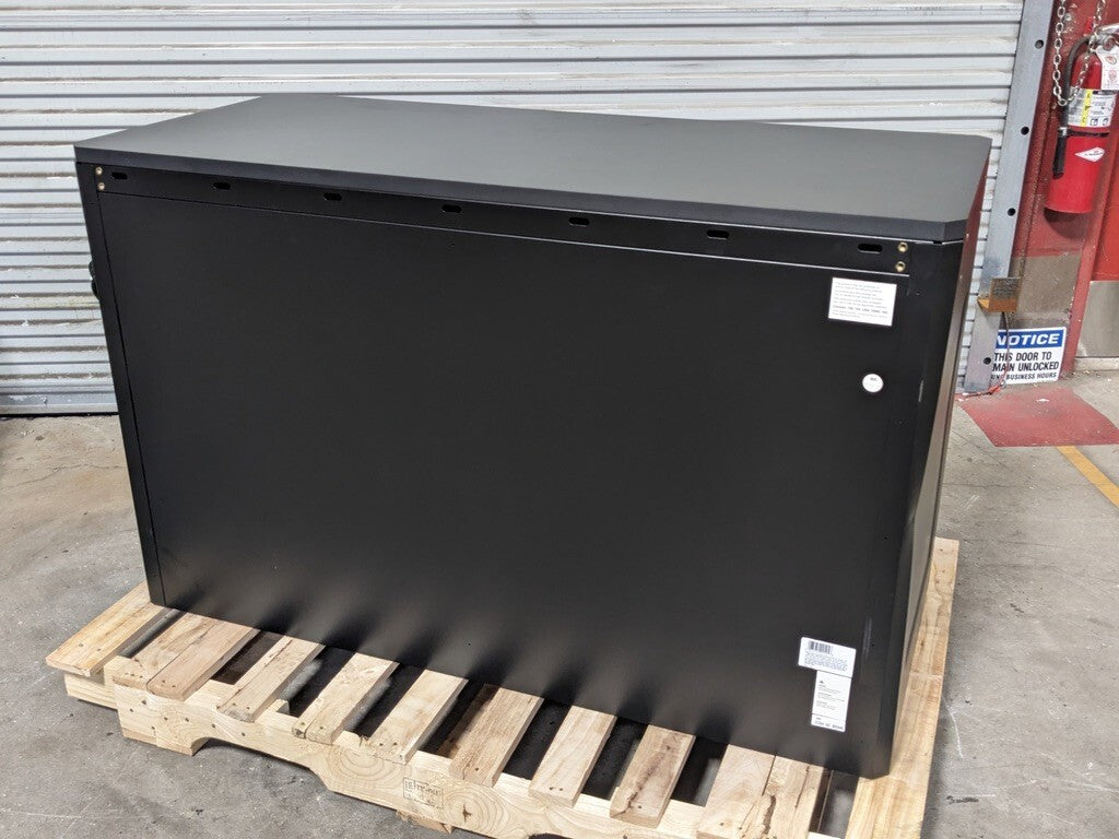 Montezuma Roller Cabinet Tool Box 11 Drawer 56 x 24 x 41 Scratch N Dent