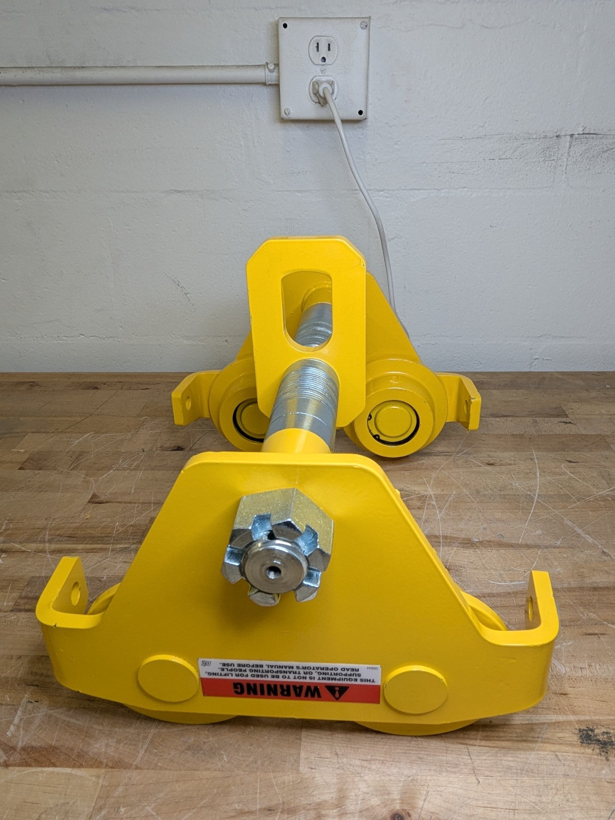 Oz Push Beam Trolley 2 Ton Capacity 12" Max. Flange Width OZ2PBT