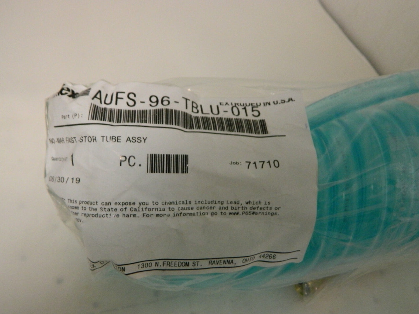 Parker No-Mar Fast-Store Tube Assembly 9/16 OD x 15' CLR Blue AUFS-96-TBLU-