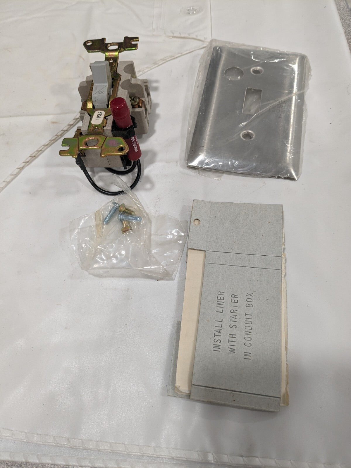 Square D 16A Manual Starter Open Type Stainless Steel Flush Plate 2510-FS-1P FHP
