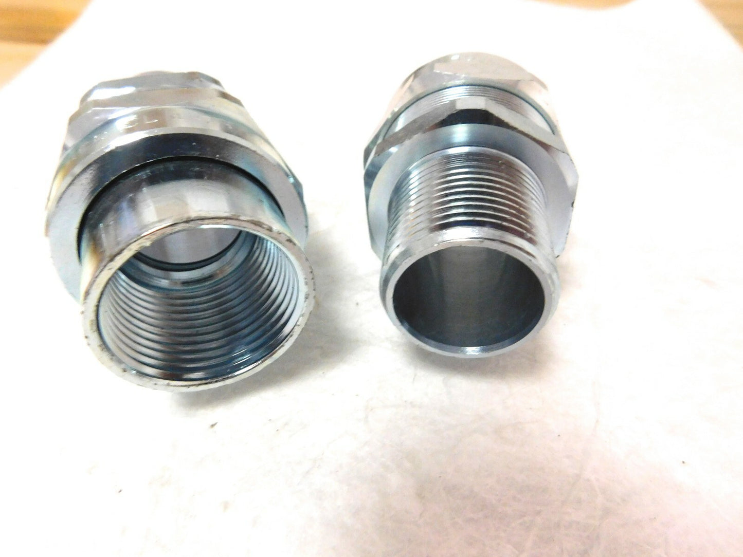 Thomas & Betts 1" Trade Rigid/Intermed (IMC) Conduit Male Union  Qty 2 UNY305-TB