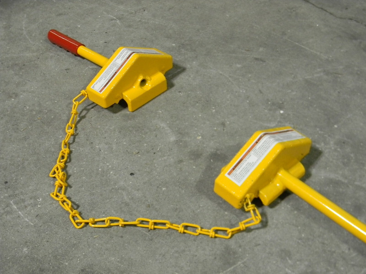 Vestil Universal Steel Rail Wheel Chock w/ Flag Rail Chock Combo SRC/FRC