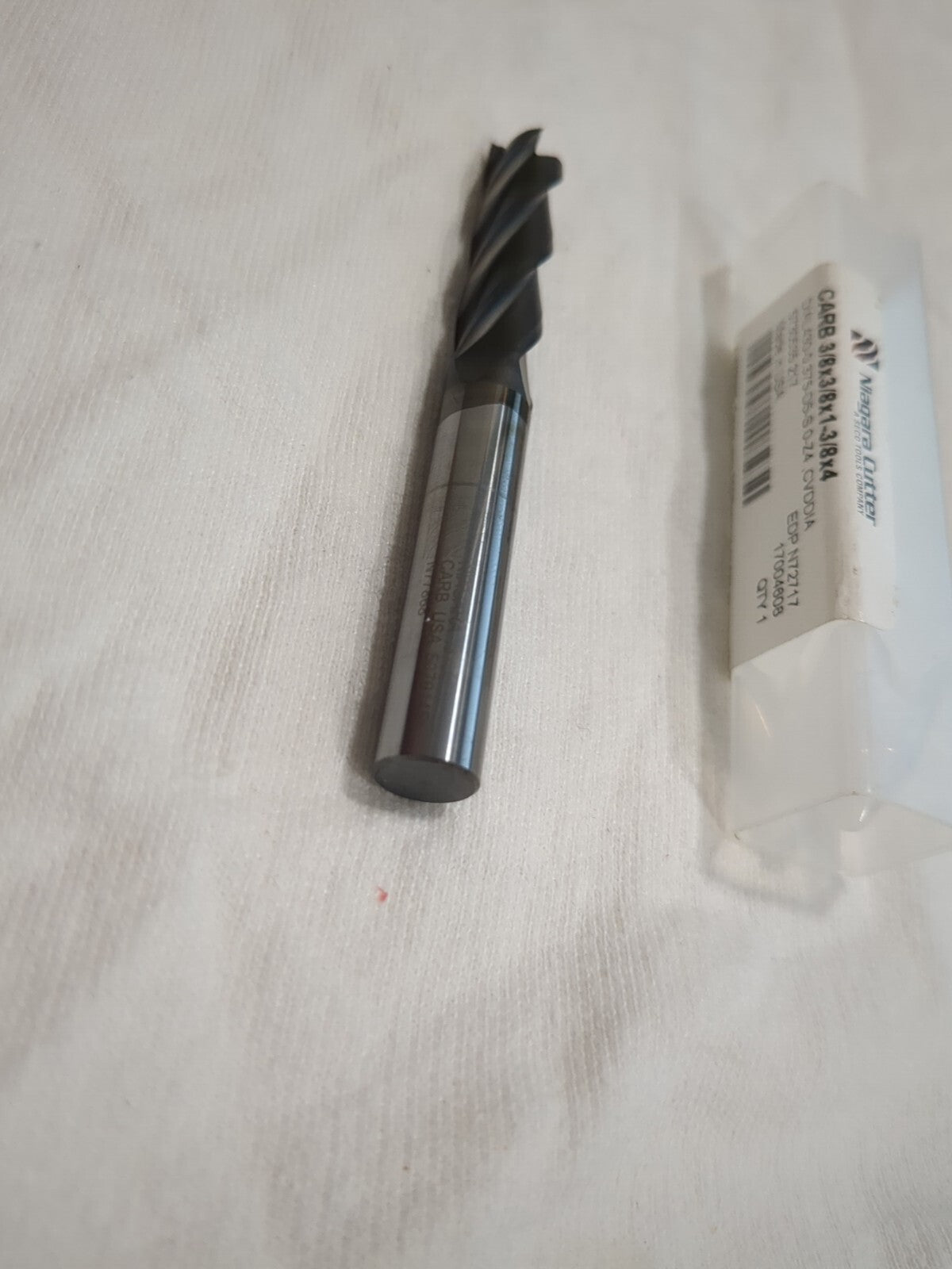 NIAGARA CUTTER Square End Mill: 3/8" Dia, 1-3/8" LOC 4 Fl SolidCarbide