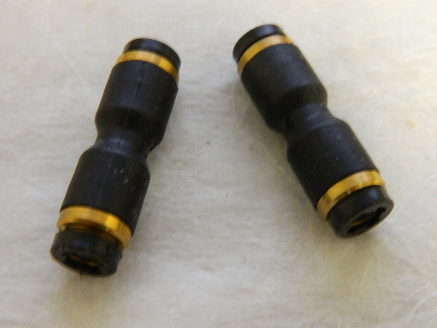 Parker 3/16" Outside Diam, Nylon Push-to-Connect Tube Union  QTY 2 BD-LG1018