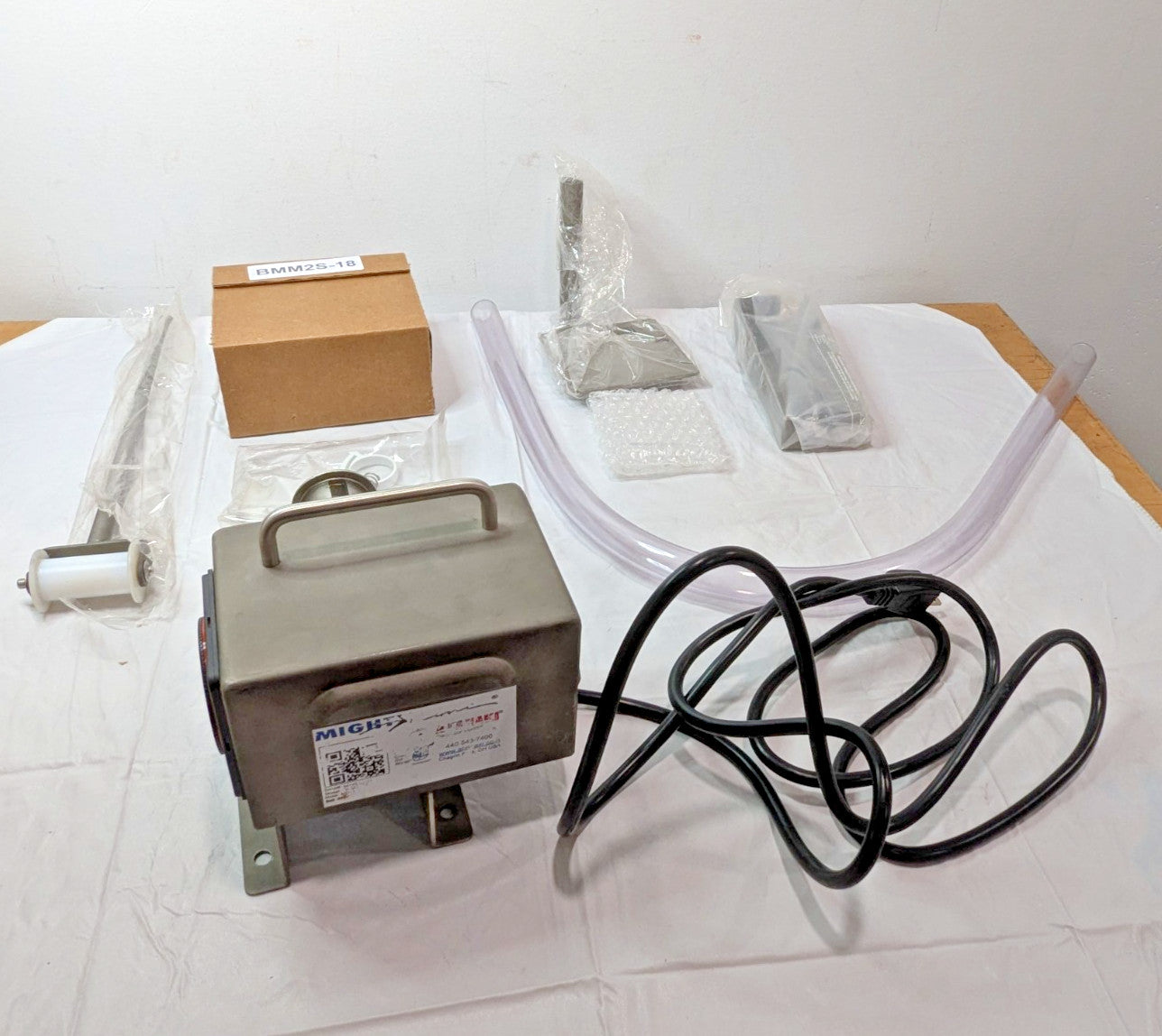 Abanaki Belt Oil Skimmer 2.00 GPH 18" Reach w/Motor SMMS2-18