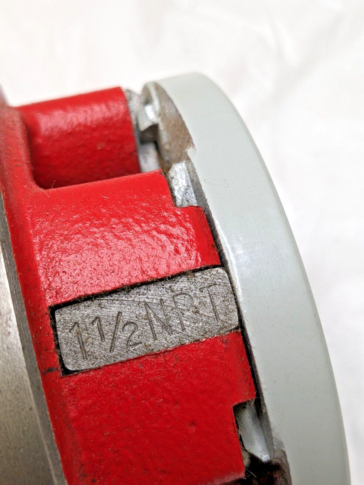 1-1/2 NPT Pipe Threader Die Head w/Dies 33-06-607