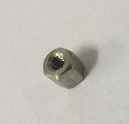 Electro Hardware P513m09f16-632 1/4" F Ss Circuit Board Standoffs Lot of 35