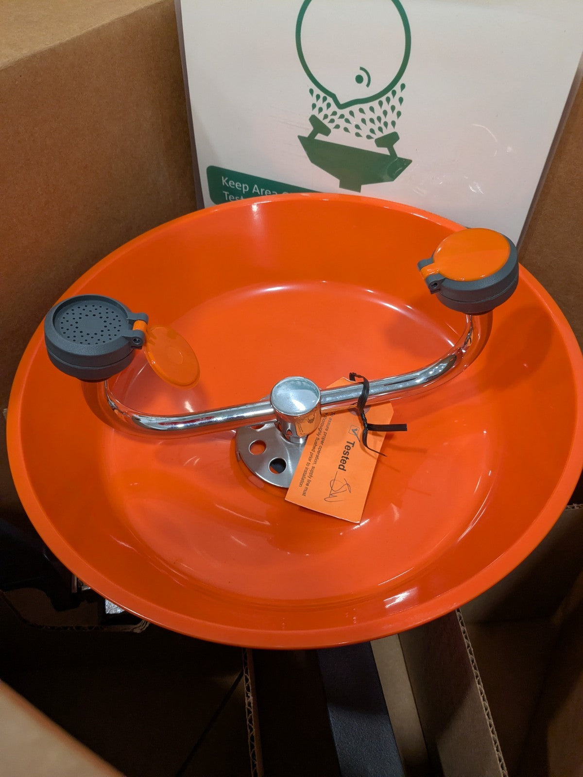 PRO-SAFE Wall Mount, Plastic Bowl, Eyewash Station PSG1814P