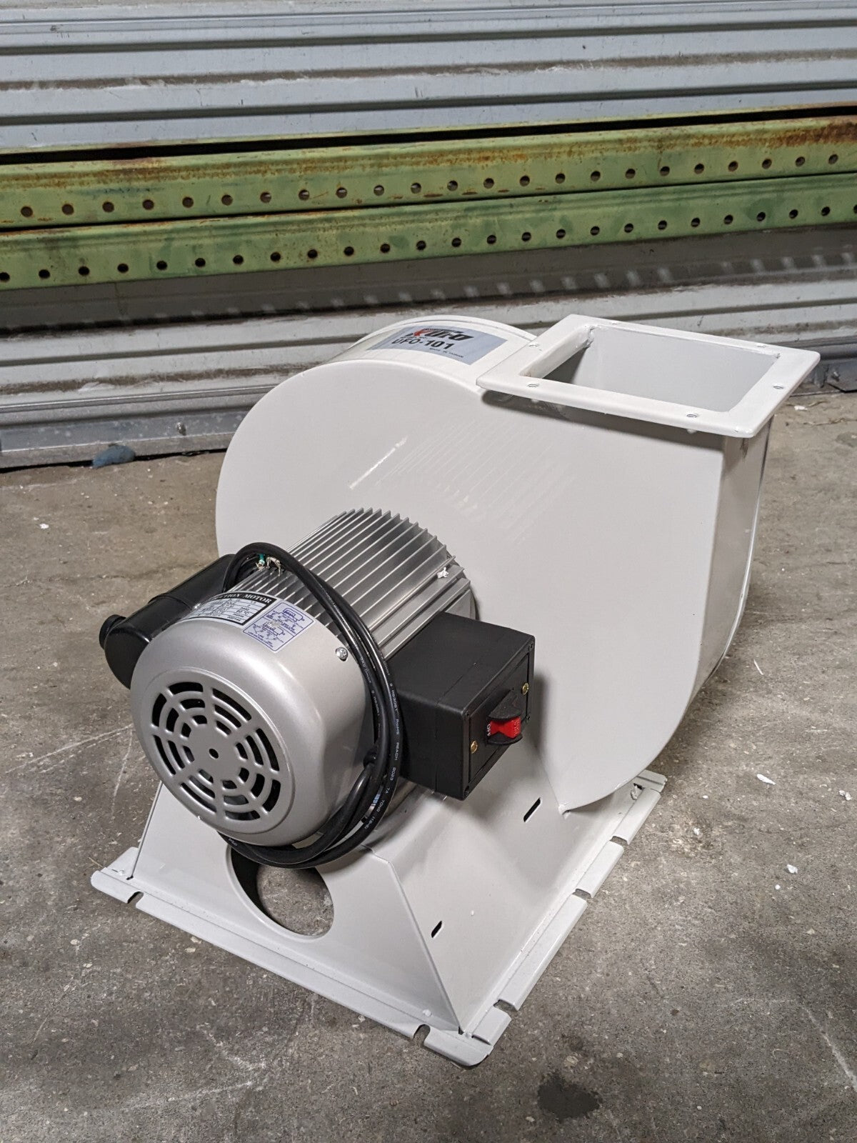 Kufo UFO-101 Portable Vertical Bag Dust Collector 1224 CFM Max 2 HP 220v 1 Ph