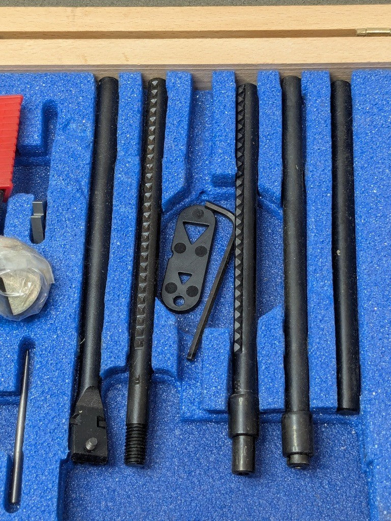 SHAVIV VARGUS 21 Piece Deburring Kit w/Wooden Case 154-29061