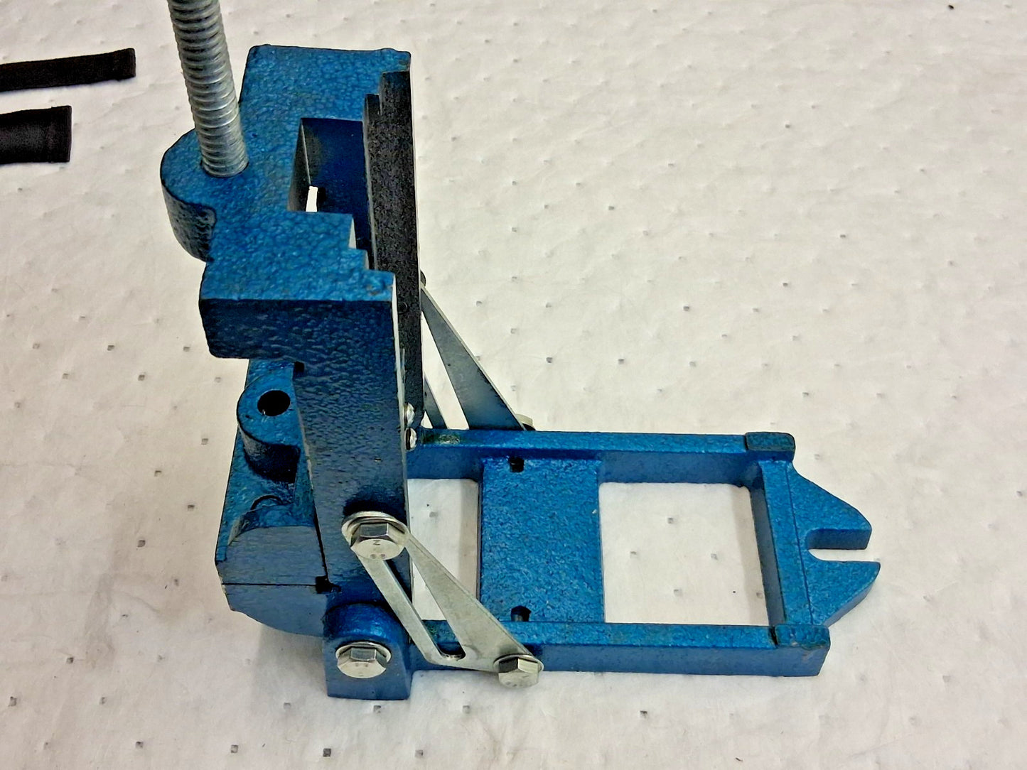 Pro Angle Drill Press Vise 4-1/2" Jaw Width 3-3/4" Jaw Opening 428-7103