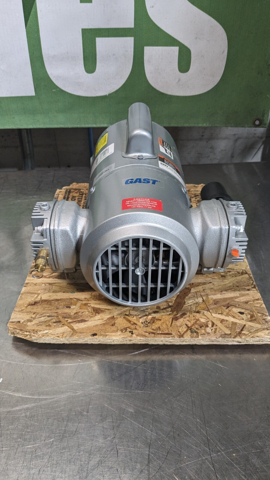 Gast Piston Compressor Pump 1/3 HP 2.4 CFM 100 PSI Max. 12 VDC Parts / Repair