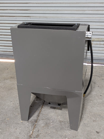 Econoline Mini Benchtop Blast Cabinet 18" x 16" x 16" Workspace SCRATCH N DENT