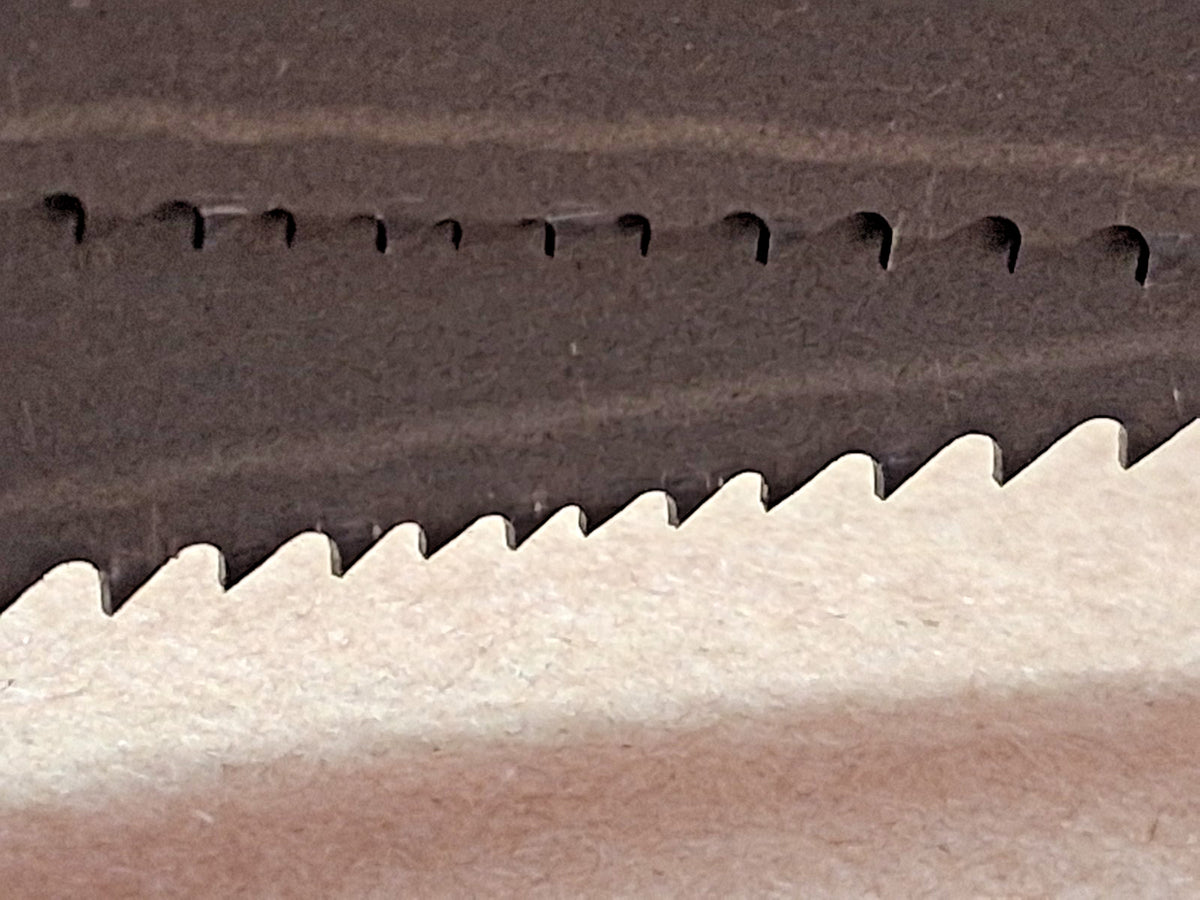 Irwin Blades Welded Bandsaw Blade 10Ft 8-1/2" L x 1" W 87708IBB103265