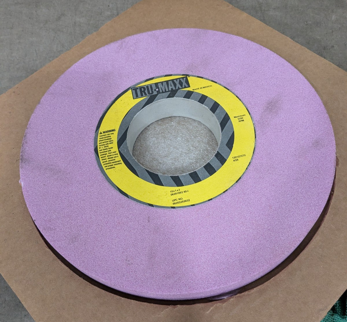 Tru-Maxx Surface Grinding Wheel: 10" Dia, 1" Thick, 3" Arbor, 60G