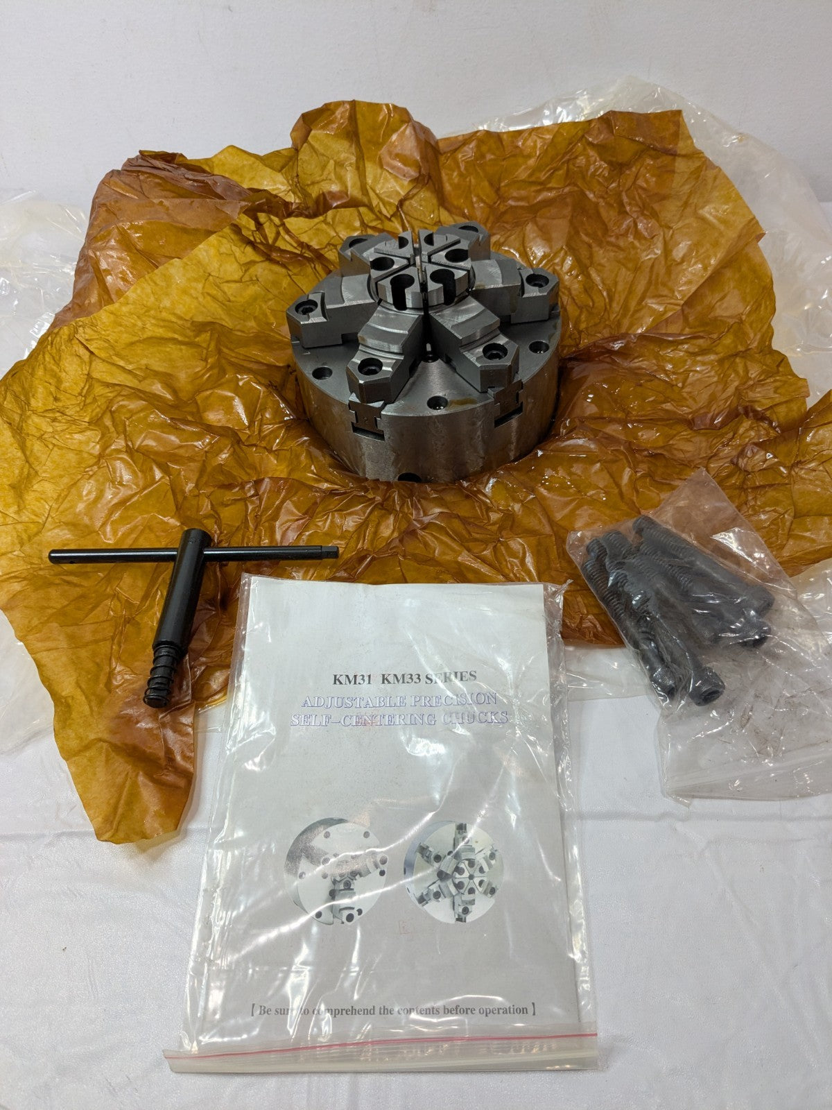 Interstate Manual Lathe Chuck 6-19/64" 6 Jaws Self-Centering Plain Back 08600355