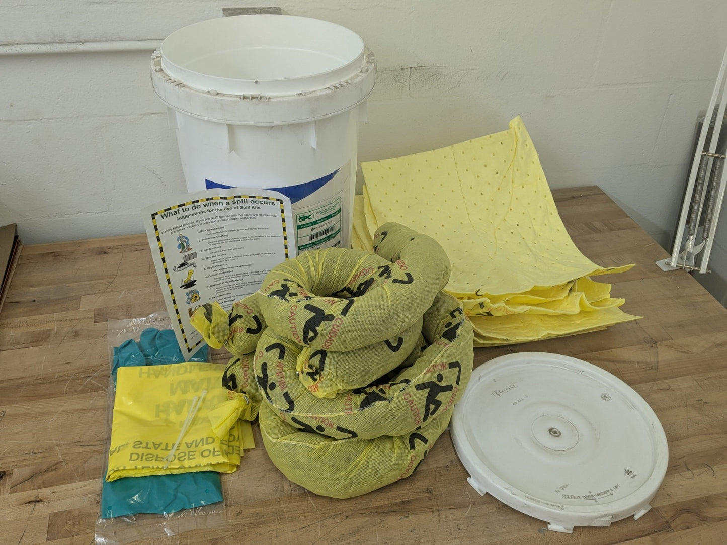Brady SPC High Visibility Chemical Spill Kit 6.5 Gallon Bucket SKCH-BKT