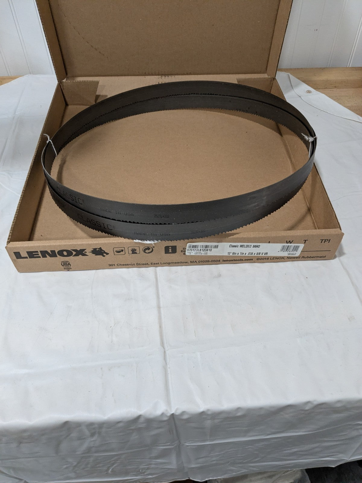 Lenox Welded Bandsaw Blade: 12' 6 Long x 1" Wide x 5 to 8 TPI 87912CLB