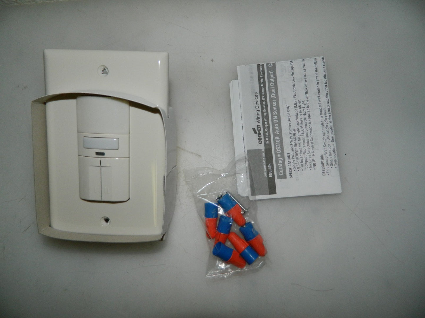 Cooper Infrared Vacancy Sensor Dual Switch 1,000 Sq. Ft. Coverage VS310R-LA