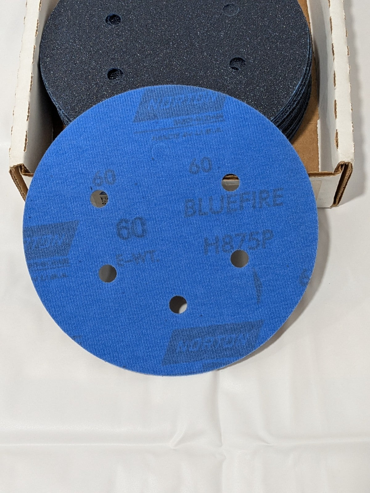 Norton BlueFire H875P 6” 36 Grit Sanding Discs – 25 Pack – Norgrip 44752