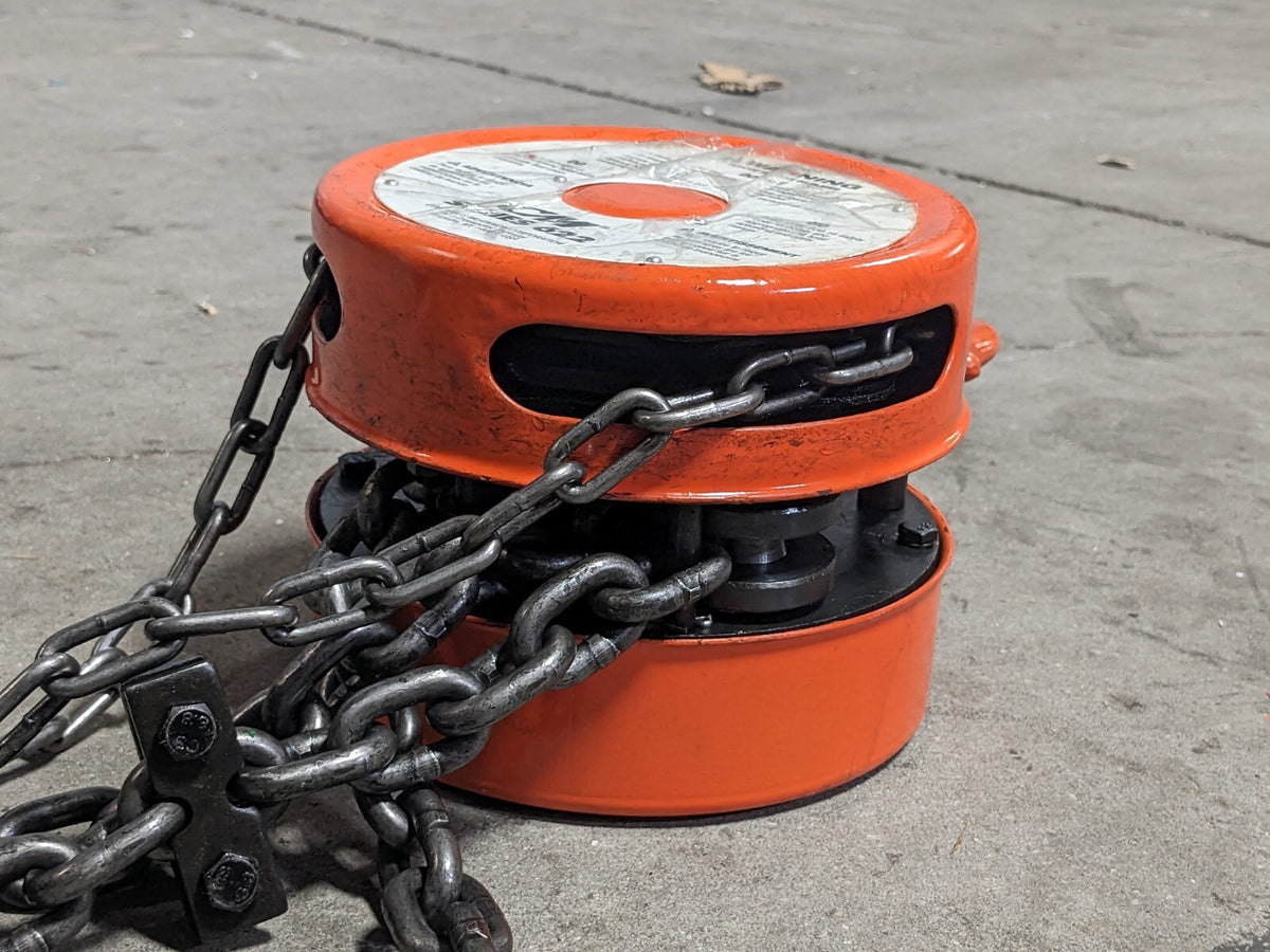 CM Series 622 Manual Hand Chain Hoist 2 Ton Capacity 20 Ft. Max. Lift 2233A