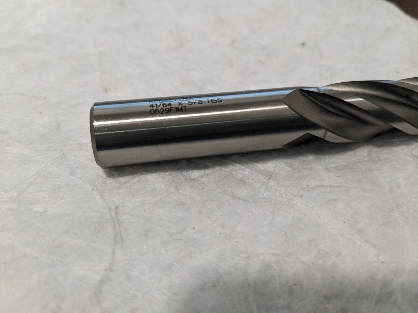 REGAL CUTTING TOOLS Square End Mill: 41/64" Dia, 1-5/8" LOC, 4 Fl HSS 050237AM